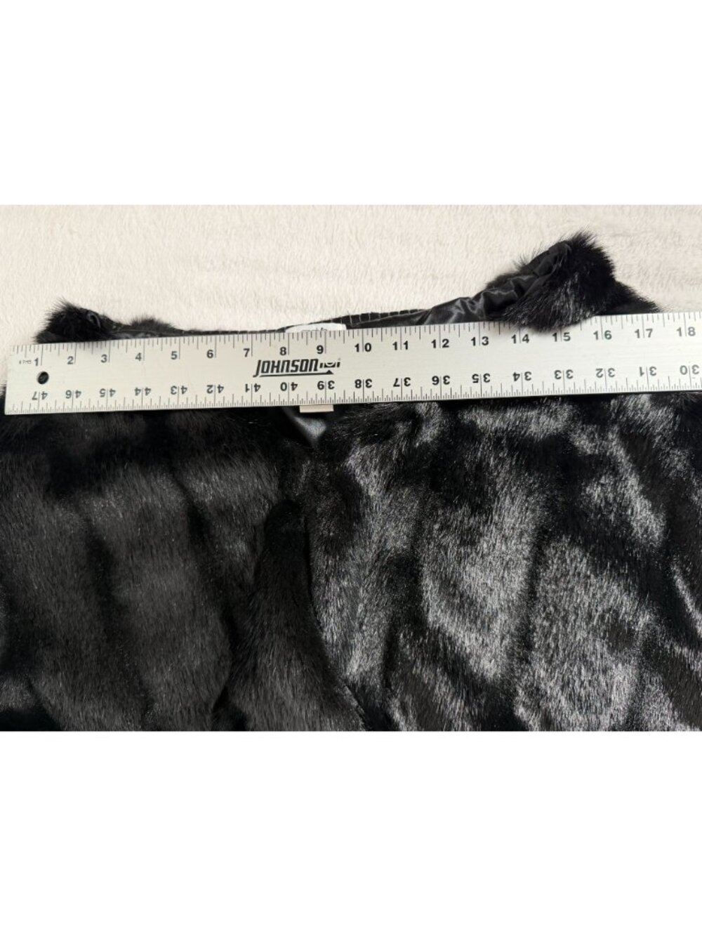 Cache Faux Fur Shawl Womens S/M Black Capelet Shrug Wrap Poncho Evening Winter - Picture 5 of 7